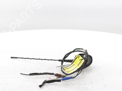 Antenne/Base Antenne/Base RENAULT SCÉNIC IV (J9_) 1.3 TCe 140 (140 hp) 33696453 33696453