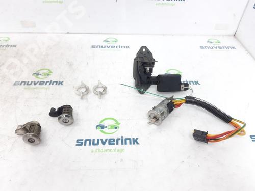 Used Ignition barrel Ignition barrel RENAULT MEGANE I Cabriolet (EA0/1_) 1.6 16V (EA04, EA0B, EA11, EA1J) (107 hp) 10970207 10970207