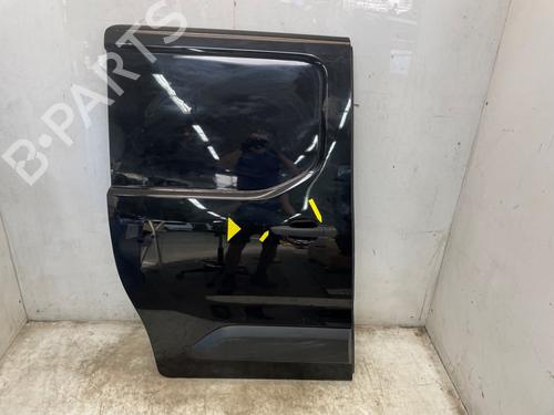 Used Right slide door Right slide door 38234921 38234921