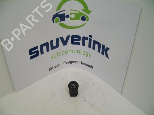 Used Switch RENAULT MEGANE II (BM0/1_, CM0/1_) 1.6 16V (BM0C, CM0C) (113 hp) 10786346