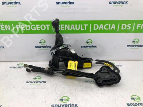 Used Gear lever Gear lever RENAULT MEGANE III Grandtour (KZ0/1) 1.5 dCi (KZ09, KZ0D, KZ1G, KZ29, KZ14, KZ1W, KZ10, KZ1F,... (110 hp) 40578344 40578344