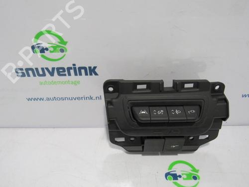 Used Switch RENAULT ZOE Hatchback Van (BFM_) Electric (BFMF) (109 hp) 10803551