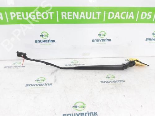 Used Front windshield wiper arm Front windshield wiper arm RENAULT MEGANE E-TECH SUV EV60 (BNJ1) (218 hp) 40579432 40579432