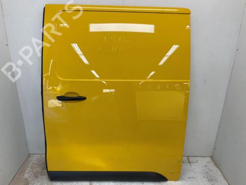 venstre-side-skydedr-toyota-proace-van-mdz_-2016-27688127 main image