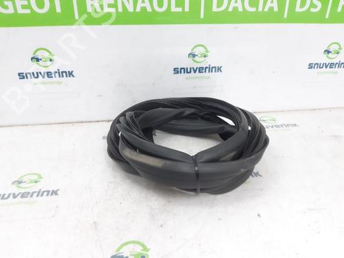 Gummiliste RENAULT CLIO V (B7_) 1.0 TCe 90 (B7MT) | BP25205323C142 - Image 2