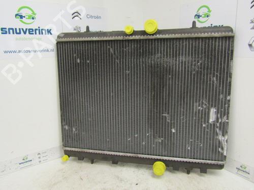 Used Water radiator Water radiator 18950172 18950172