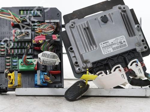 engine-control-unit-ecu-citroen-ds5-2011-2012-2013-2014-2015-2016-36090080 main image