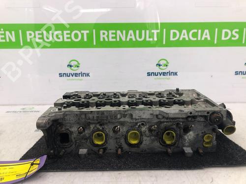 Used Cylinder head Cylinder head 13945904 13945904