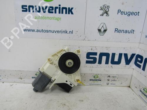 Used Electronic module Electronic module RENAULT LAGUNA III Grandtour (KT0/1) 1.5 dCi (KT0A, KT0R, KT02) (110 hp) 40592817 40592817