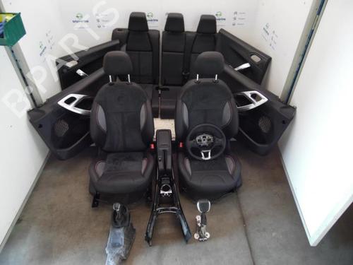 seats-set-peugeot-2008-i-cu_-2013-31592118 main image