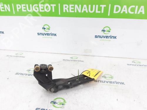 Used Interior handle Interior handle RENAULT TRAFIC III Van (FG_) 1.6 dCi 90 (FGME) (90 hp) 40579230 40579230