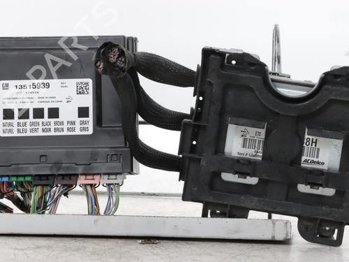 Used Engine control unit (ECU) Engine control unit (ECU) 36089957 36089957