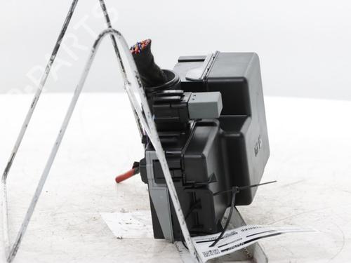 Fuse box VOLVO V60 II (225) T6 Plug-in Hybrid AWD | BP38264104E1  - Image 8