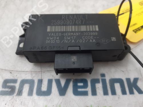 Used Electronic module RENAULT MEGANE III Grandtour (KZ0/1) 1.5 dCi (KZ09, KZ0D, KZ1G, KZ29, KZ14, KZ1W, KZ10, KZ1F,... (110 hp) 22218742
