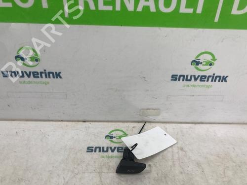 Used Switch Switch TOYOTA AYGO (_B1_) 1.0 (KGB10_, KGB10R) (68 hp) 21194726 21194726