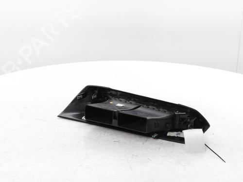 Air vent PEUGEOT 3008 II SUV (MC_, MR_, MJ_, M4_) 1.2 THP/ PureTech 130 (MRHNSM, MRHNSU, MRHNSJ, MRHNYW,... | BP30186040I21