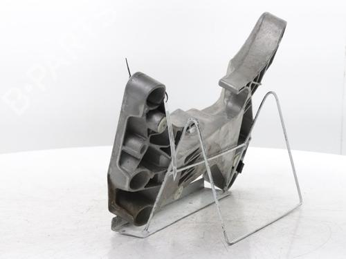 Gearbox mount BMW 5 Touring (G31) 520 d Mild-Hybrid | BP34566821M88 - Image 4