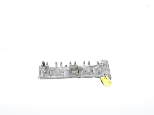 Used Valve cover Valve cover RENAULT MEGANE IV Grandtour (K9A/M/N_) 1.3 TCe 160 (K9NC) (158 hp) 27092880 27092880