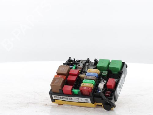 Zekeringkast PEUGEOT 208 II (UB_, UP_, UW_, UJ_) 1.2 PureTech 100 | BP30757246E1