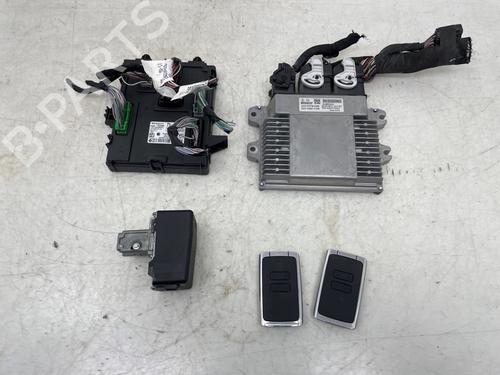 Used Engine control unit (ECU) Engine control unit (ECU) RENAULT ESPACE V (JR_) 1.6 TCe 200 (200 hp) 33697141 33697141