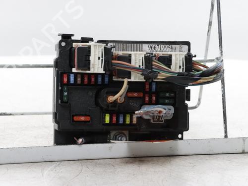 Used Fuse box Fuse box CITROËN C3 II (SC_) 1.4 VTi 95 (95 hp) 36702002 36702002