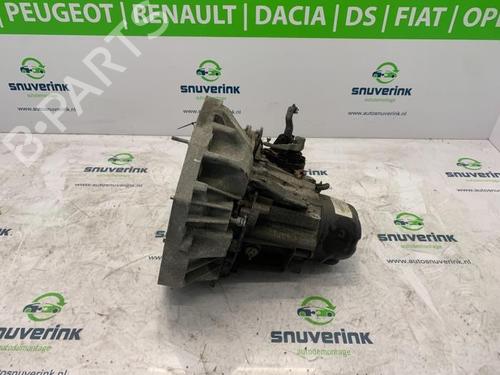 gearbox-renault-clio-iii-br01-cr01-2005-2006-2007-2008-2009-2010-2011-2012-2013-2014-40569216 main image