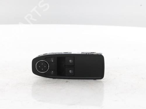 switch-renault-clio-v-b7_-2019-39508408 main image
