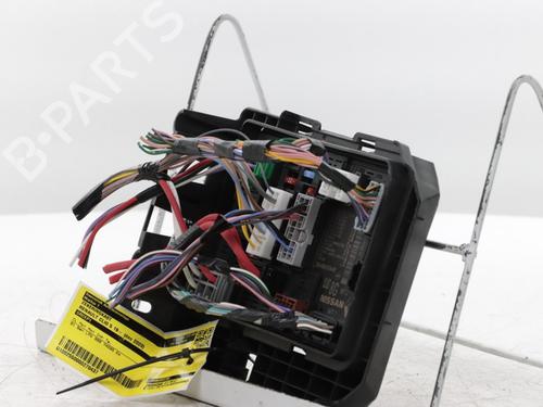 Fuse box RENAULT CLIO V (B7_) 1.0 LPG (B7MT) | BP34565836E1 - Image 2