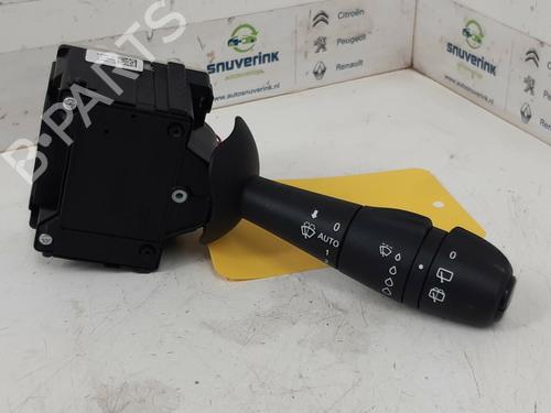 Used Steering column stalk RENAULT TWINGO III (BCM_, BCA_) 0.9 TCe 90 (BCM9, BCM2) (90 hp) 13323930