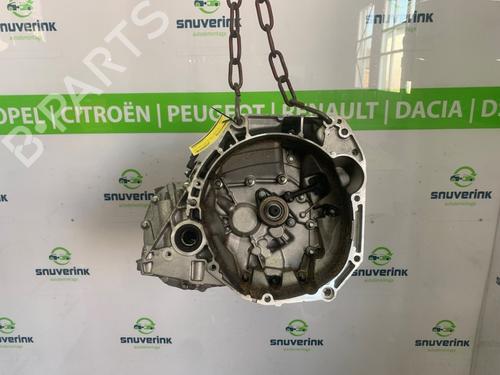 Used Gearbox RENAULT CLIO V (B7_) 1.0 TCe 100 (B7MT) (101 hp) 26488685