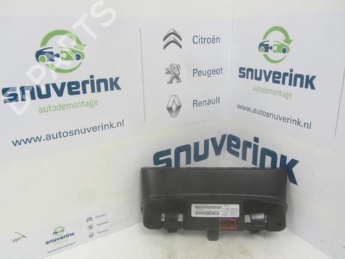 Instrument cluster CITROËN C4 CACTUS 1.2 THP 110 | BP17190945C47 