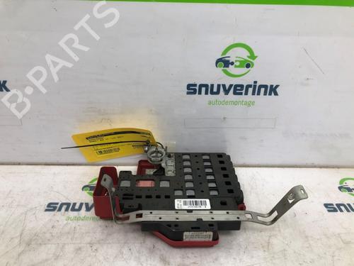 Caixa de fusíveis Caixa de fusíveis 17626939 17626939