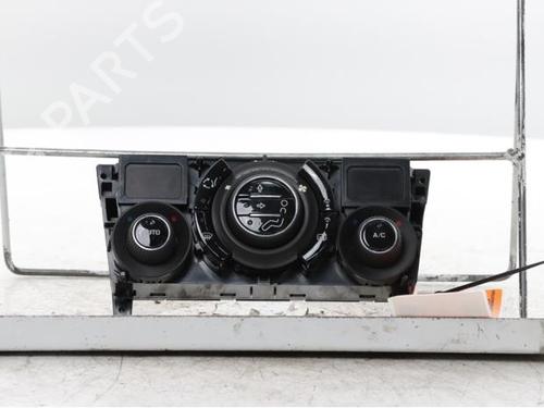 climate-control-citroen-c3-picasso-sh_-2008-38111422 main image