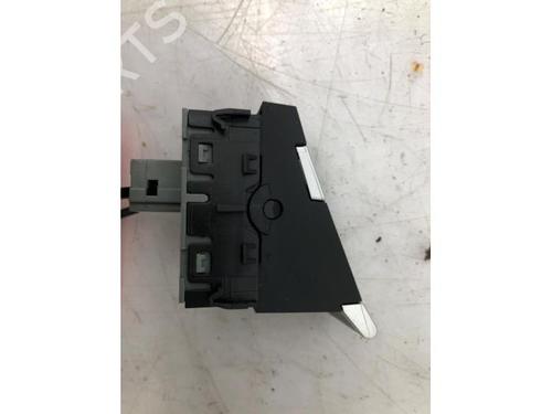 Switch DS DS 7 (J4_, JC_) E-TENSE 4x4 300 (J45GBU) | BP40580874I30 - Image 2