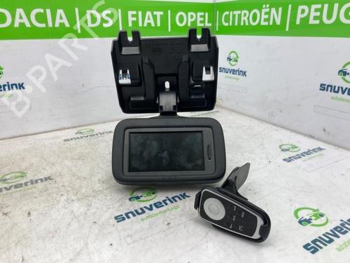display-monitor-opel-movano-b-van-x62-2010-40542284 main image