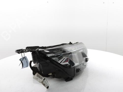 Right headlight PEUGEOT 3008 II SUV (MC_, MR_, MJ_, M4_) 1.2 THP/ PureTech 130 (MRHNSM, MRHNSU, MRHNSJ, MRHNYW,... | BP29426235C29 