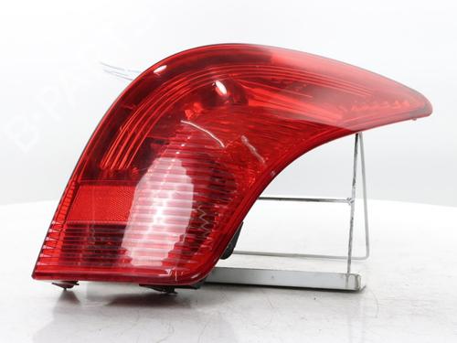 right-taillight-peugeot-308-sw-i-4e_-4h_-2007-2008-2009-2010-2011-2012-2013-2014-31960579 main image