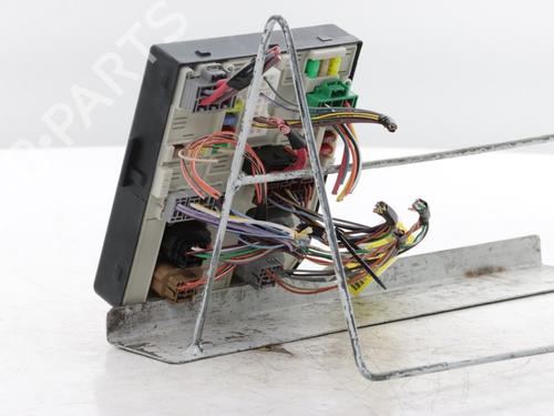 Fuse box RENAULT MASTER III Van (FV) 2.3 dCi 130 FWD (FV0M, FV0Y, FV0J, FV02, FV03) | BP39618963E1  - Image 5