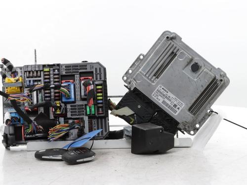 Used Engine control unit (ECU) PEUGEOT 3008 II SUV (MC_, MR_, MJ_, M4_) 1.5 BlueHDi 130 (131 hp) 31261211