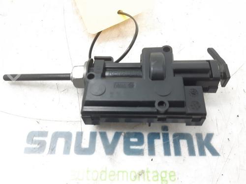Used Fuel door actuator RENAULT MEGANE IV Grandtour (K9A/M/N_) 1.5 dCi 110 (110 hp) 21544447