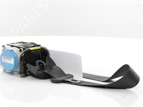 front-left-seatbelt-toyota-aygo-_b4_-2014-40587975 main image