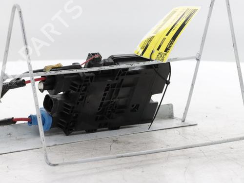 Fuse box RENAULT TRAFIC III Van (FG_) 1.6 dCi 125 (FGMH) | BP31960438E1