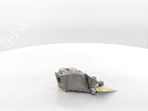 Used Engine mount BMW 3 (G20, G80, G28) 330 e Plug-in-Hybrid (292 hp) 29426497