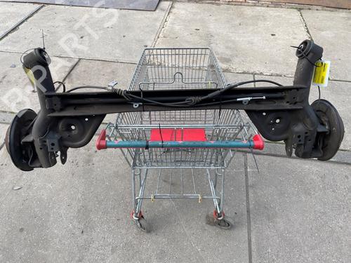 Used Rear axle NISSAN LEAF (ZE1) Electric (150 hp) 30757232