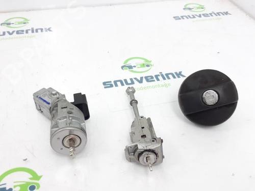 Used Electronic module Electronic module CITROËN C3 II (SC_) 1.4 (73 hp) 40572847 40572847