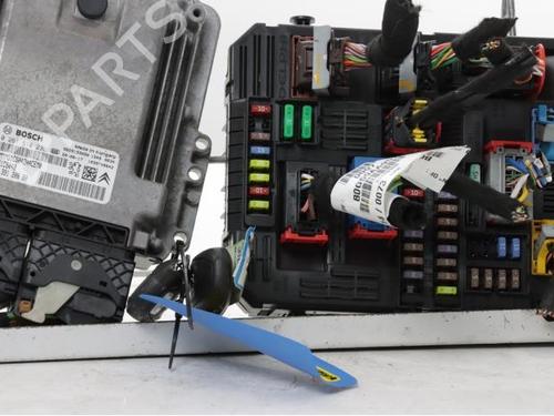 Used Engine control unit (ECU) Engine control unit (ECU) PEUGEOT 508 II (FB_, FH_, F3_) Hybrid 225 (F35GQU) (224 hp) 39508100 39508100
