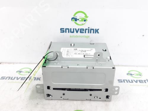 Used Radio OPEL MERIVA B MPV (S10) 1.4 (75) (120 hp) 10916050