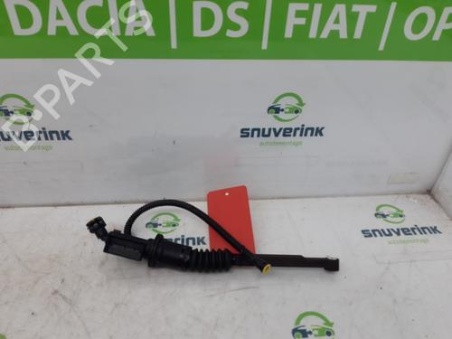 Used Clutch slave cylinder CITROËN C3 AIRCROSS II (2R_, 2C_) 1.2 PureTech 82 (2RHMRC, 2RHMZB) (82 hp) 18870001