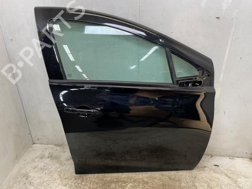 Used Right front door Right front door 38234669 38234669