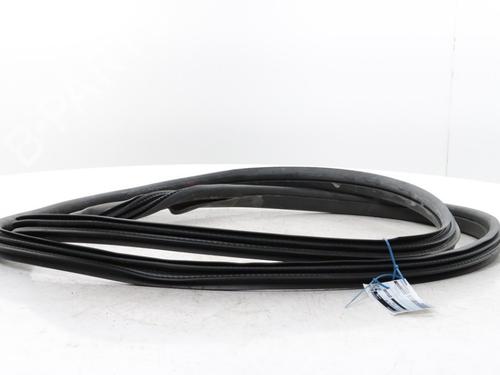 Gummiliste Gummiliste PEUGEOT 2008 I (CU_) 1.6 VTi (120 hp) 33814009 33814009